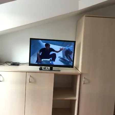 Luna Apartment *