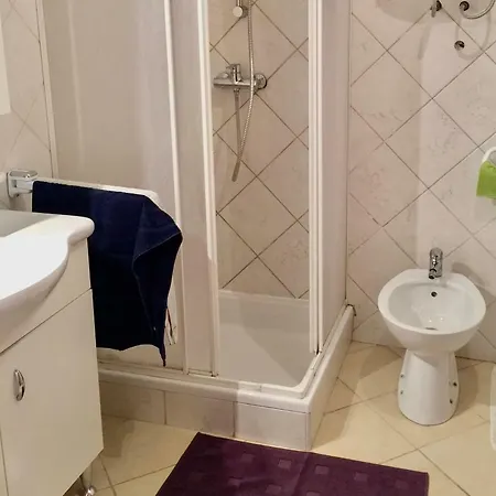 Luna Apartmán Punat