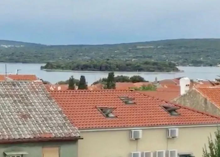Luna Apartmán Punat